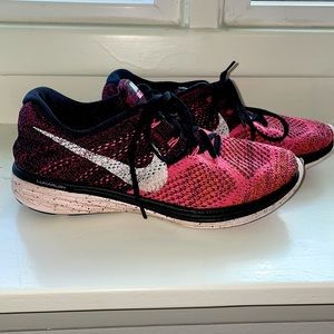 Nike Flyknit Lunar 3